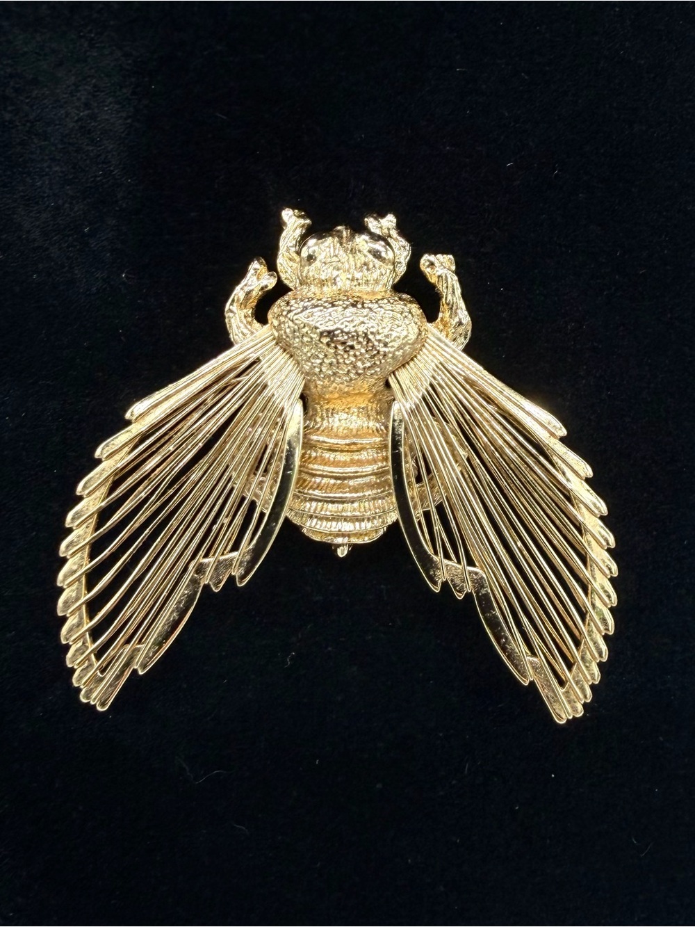 Vintage Signed MONET Gold Tone Bumblebee Brooch Filigree Openwork Wings